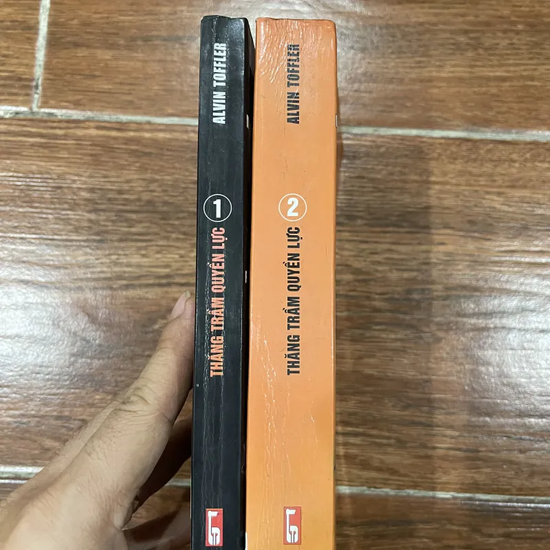 Thăng trầm quyền lực bộ 2 tập - Alvin Toffler (7) 1002567