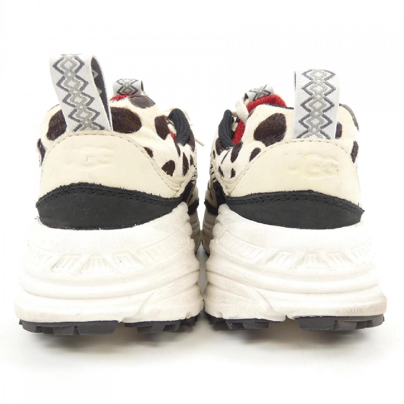 Giày sneaker UGG - Hàng hiệu Authentic 903722