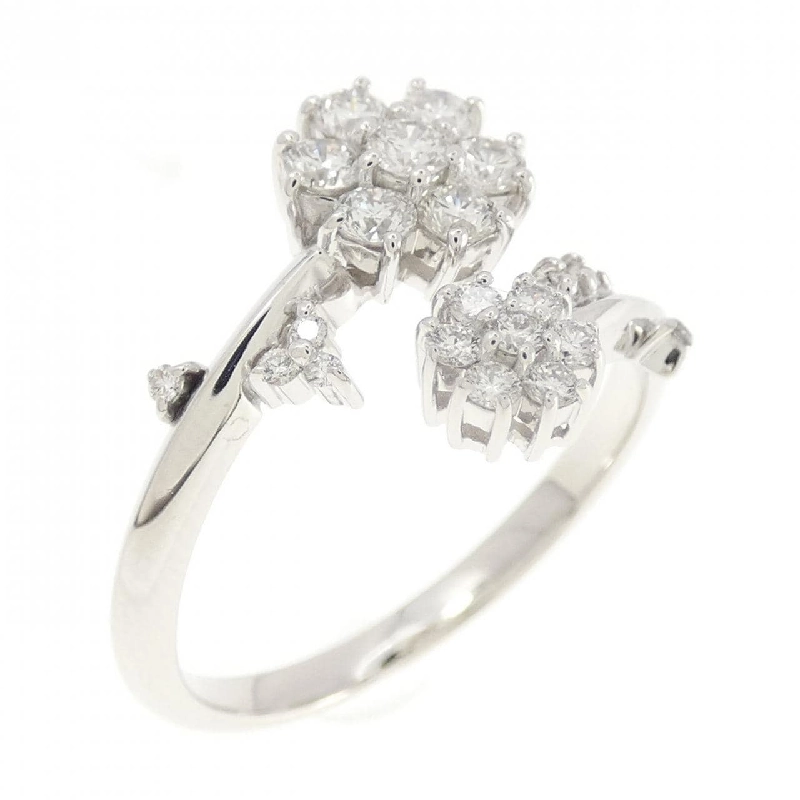 Nhẫn kim cương hoa K18WG 0.46CT 670115