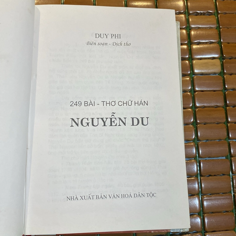 249 BÀI THƠ CHỮ HÁN NGUYỄN DU, BẢN BÌA CỨNG (XB 2003) 526414