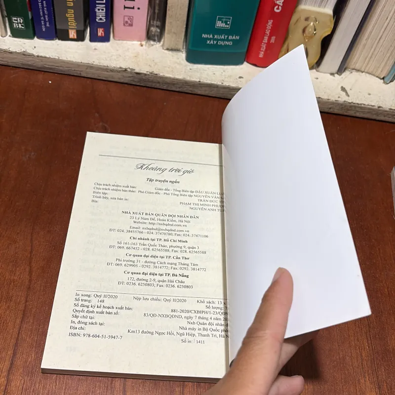 II Tập Truyện Ngắn: Khoảng Trời Gió - Dương Giao Linh - 2020 785689