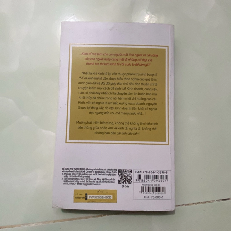 Sách Nhân văn và Kinh tế tái bản lần 1 300772