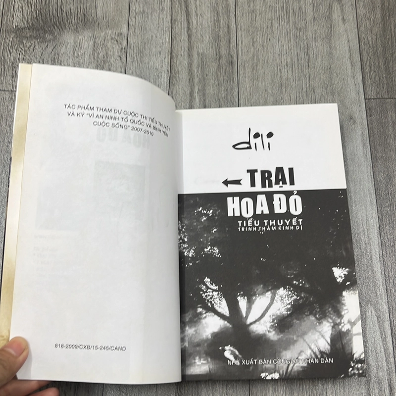 Trại hoa đỏ. 2b1 542948