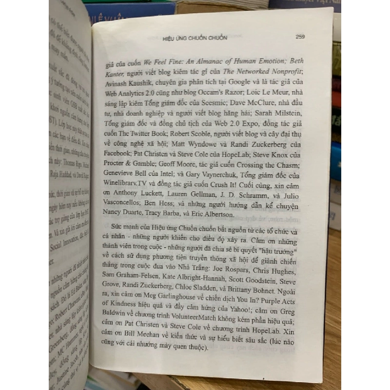 Hiệu ứng chuồn chuồn -Jennifer Aaker, Andy Simith ,Canrlye Adler 760958
