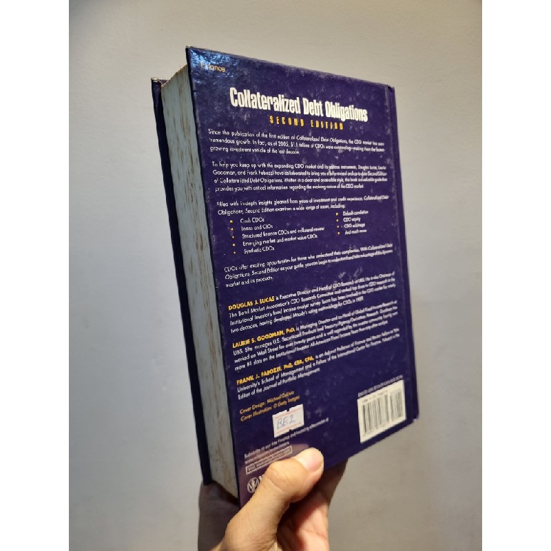 COLLATERALIZED DEBT OBLIGATIONS : Structures and Analysis (The Frank J. Fabozzi Series) - Douglas J. Lucas 186158