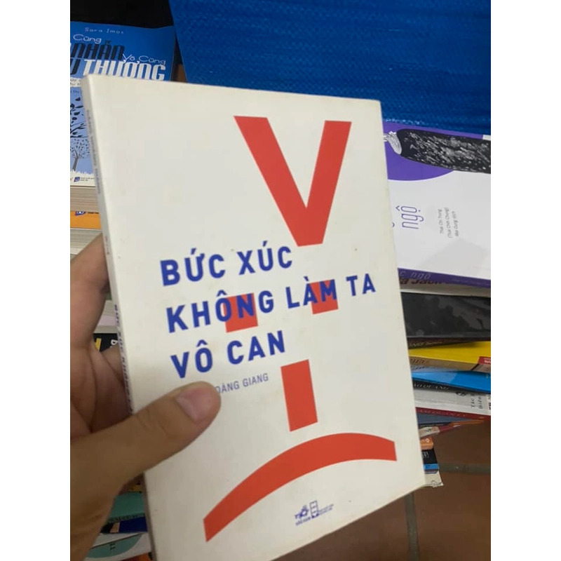 Sách Bức xúc không làm ta vô can 311804