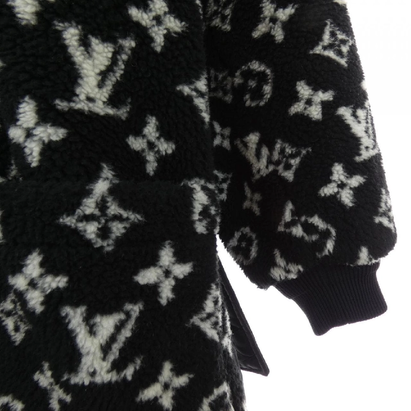 Áo khoác LOUIS VUITTON FQJA12GP1 - Hàng hiệu Authentic 810544