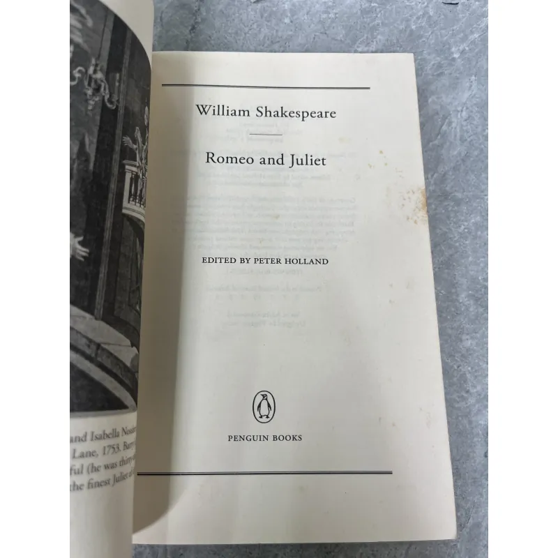 ROMEO AND JULIET - SHAKESPEARE 974960