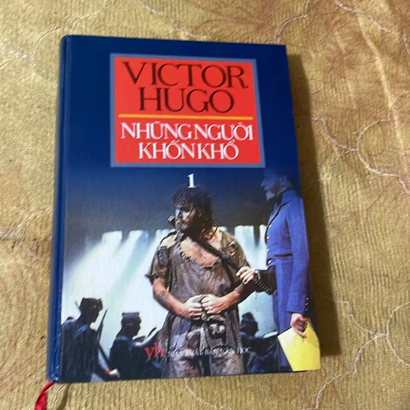 COMBO VICTOR HUGO- NHỮNG NGƯỜI KHỐN KHỔ- THẰNG GÙ NHÀ THỜ ĐỨC BÀ (a) 720640