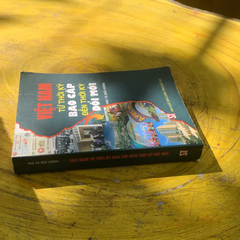 VIỆT NAM TỪ THỜI KỲ BAO CẤP ĐẾN THỜI KỲ ĐỔI MỚI- PGS.TS. ĐỨC VƯỢNG  784229