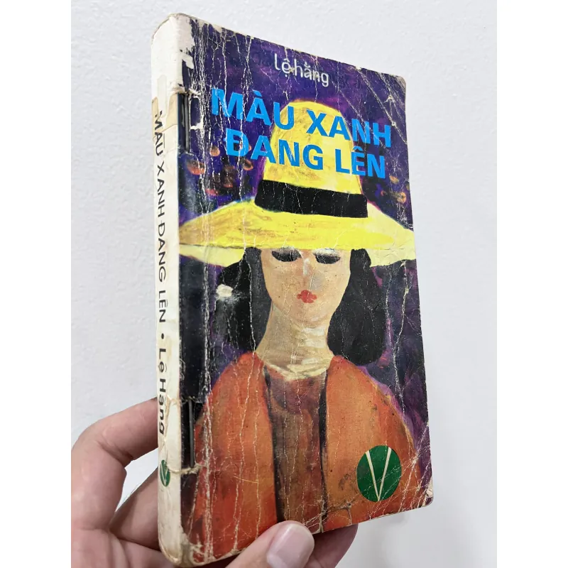 Màu xanh đang lên - Lệ Hằng 929803