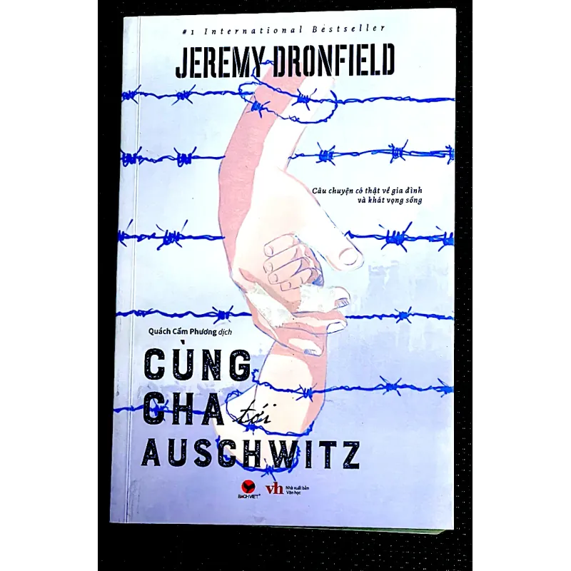 CÙNG CHA ĐẾN AUSCHWITZ 1005126