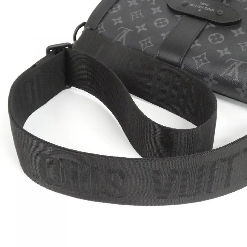 Túi đeo chéo Louis Vuitton Monogram Eclipse Soumure M45911 611329