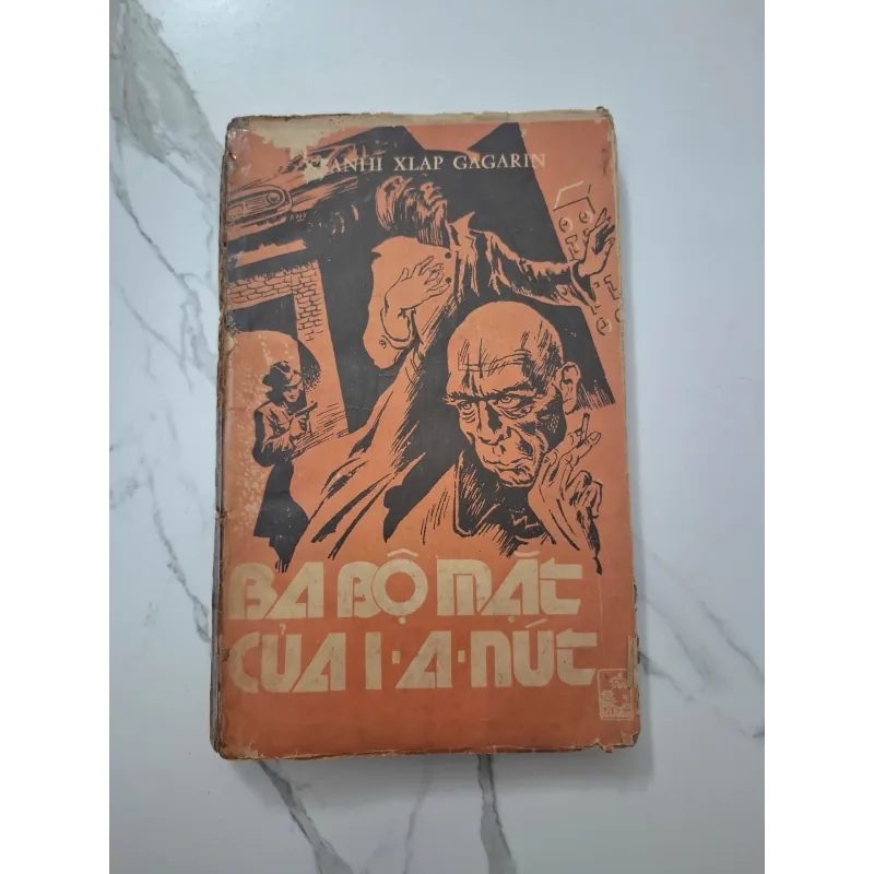 Ba bộ mặt của I-A-Nút - Xanhi Xlap Gagarin - Tiểu thuyết trinh thám/Tình báo 1006703
