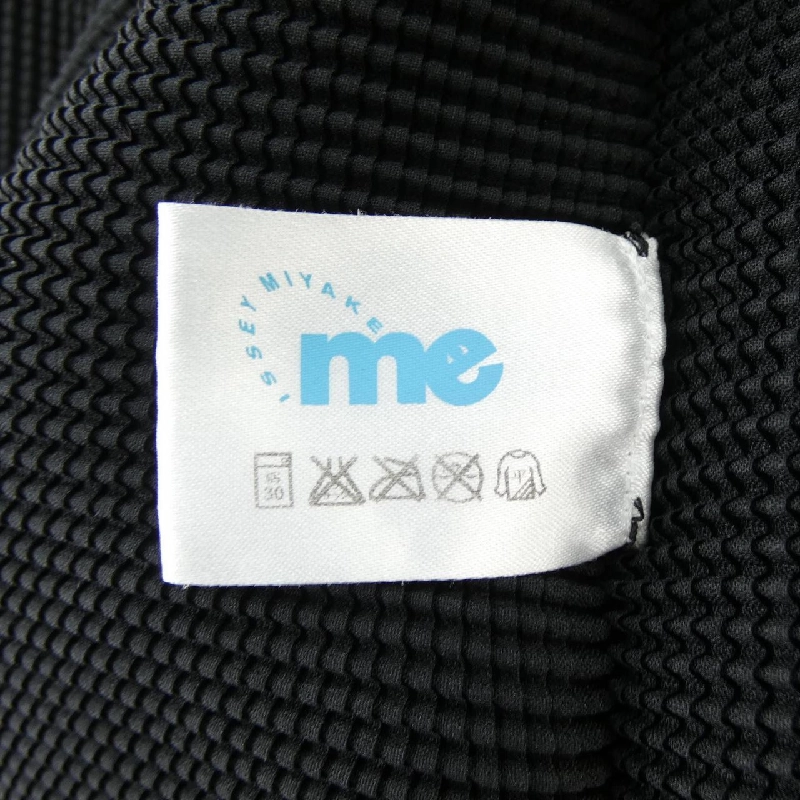 me ISSEY MIYAKE MI11FK426 Top - Hàng hiệu Authentic 824069
