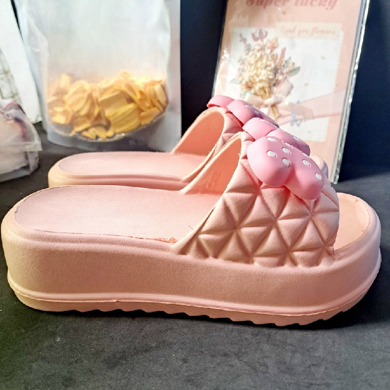 Dép nơ cao 5cm màu hồng phấn size 36-37,màu xanh lá size 38-39,màu xanh biển size 40-41 26555