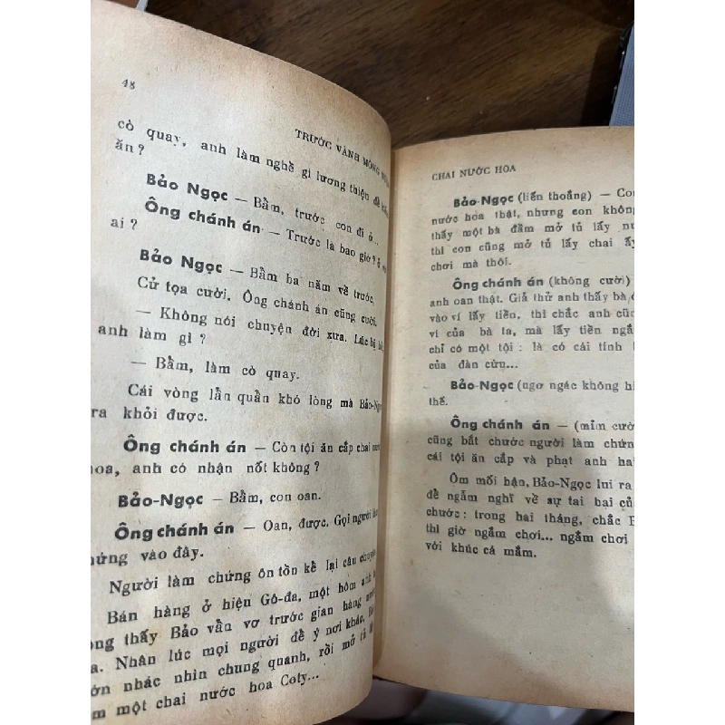 Trước vành móng ngựa - Hoàng Đạo 1017885