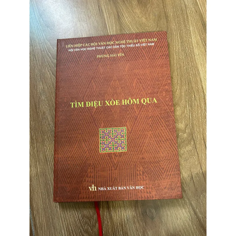 Tìm Điệu Xòa Hôm Qua - Phùng Hải Yến 762559