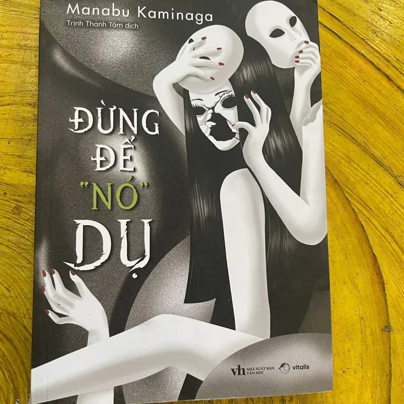 ĐỪNG ĐỂ NÓ DỤ- MANUBU KAMINAGA 565198