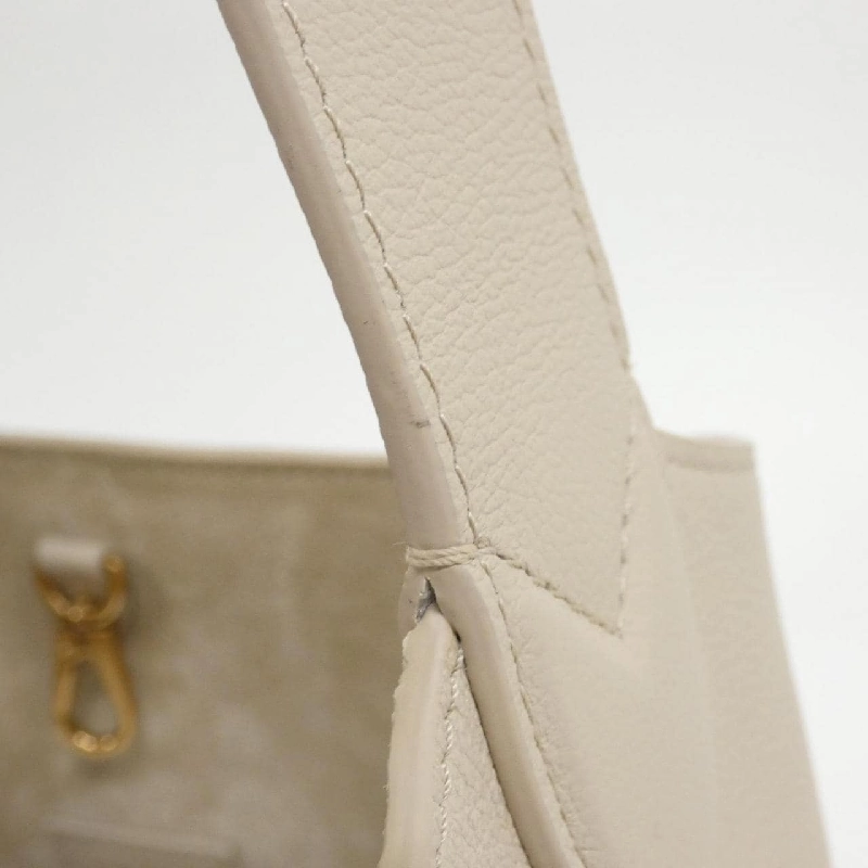 Túi xách vai Louis Vuitton Lowkey Hobo M25022 613217