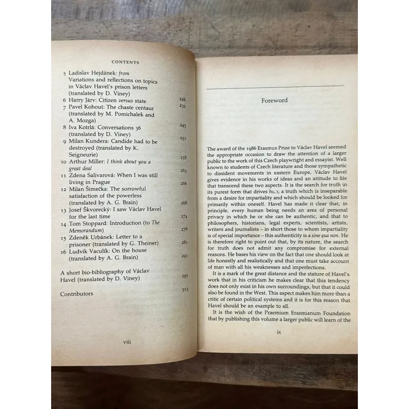 Living in Truth - Václav Havel 730837