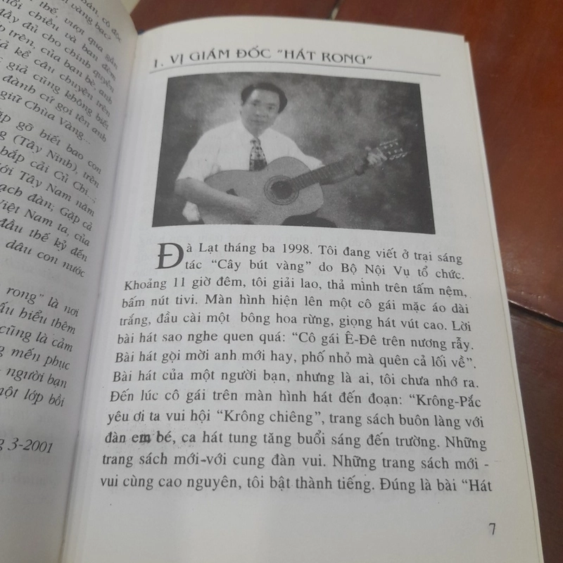 TRÚC CHI - vị giám đốc "hát rong" 479139