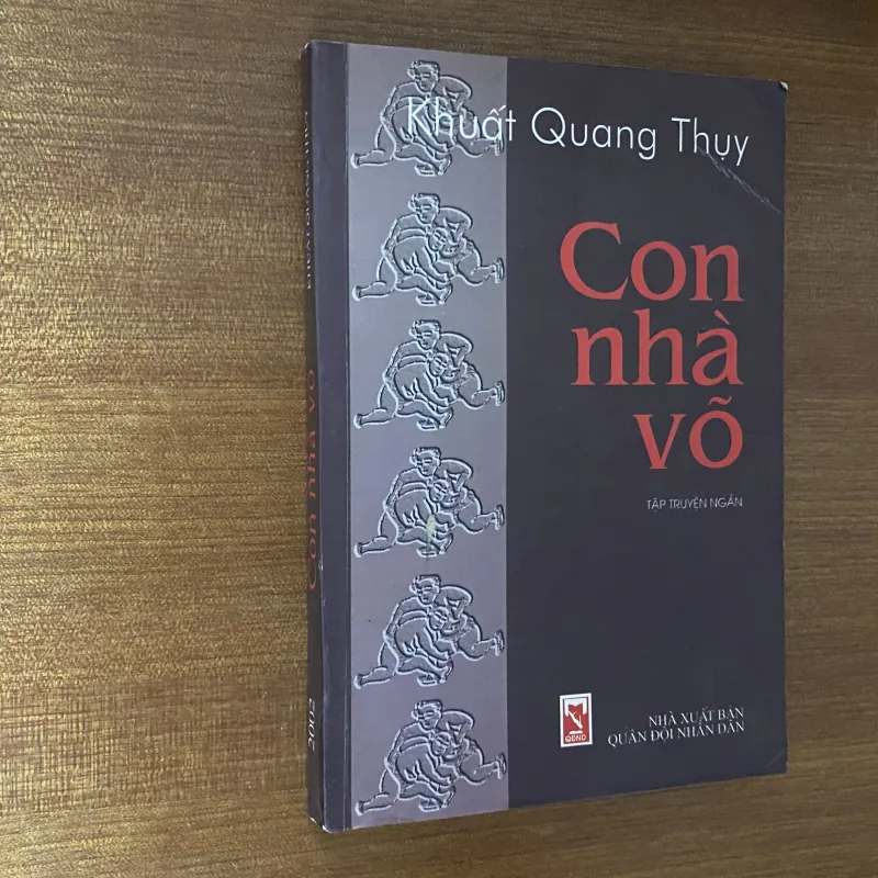 Con nhà võ- Khuất Quang Thụy.  1023607