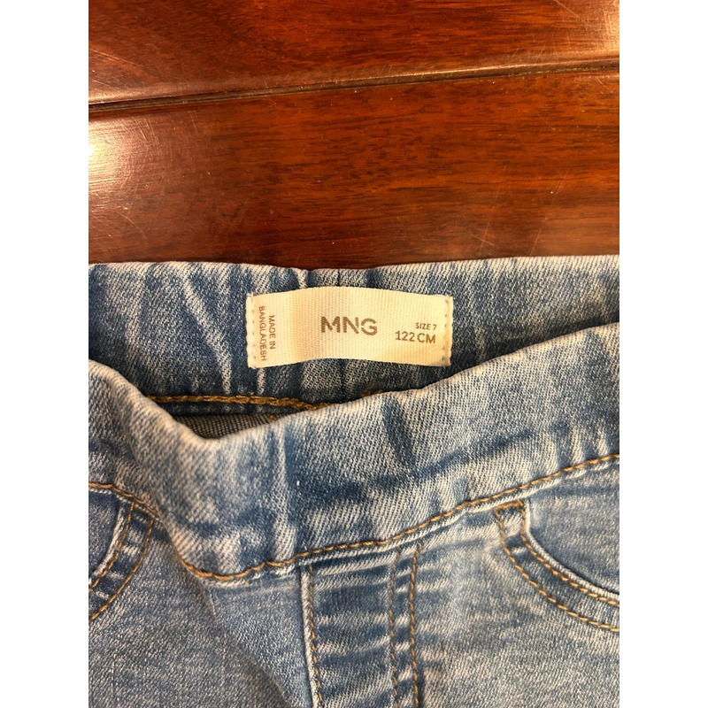 Quần Jeans hàng hiệu cho bé gái cao 122cm  455730