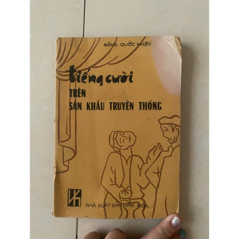 Tiếng cười TRÊN SÂN KHẤU TRUYỀN THỐNG 927603