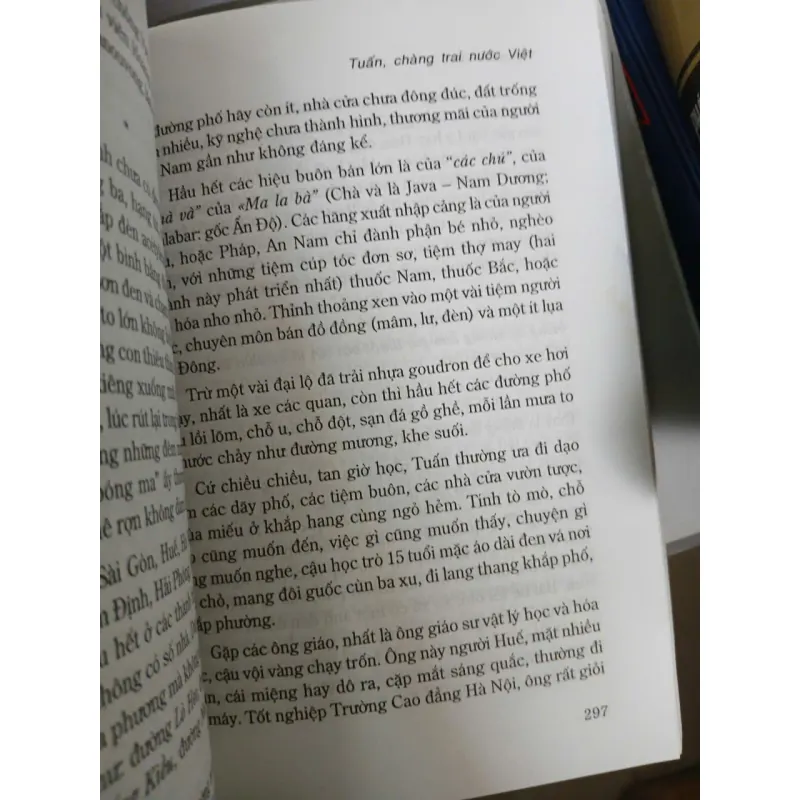 TUẤN, CHÀNG TRAI NƯỚC VIỆT - NGUYỄN VỸ 1024393