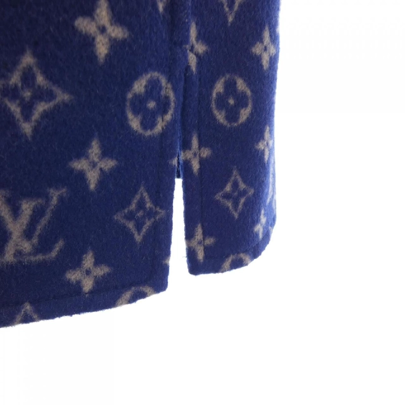 Váy LOUIS VUITTON 650000