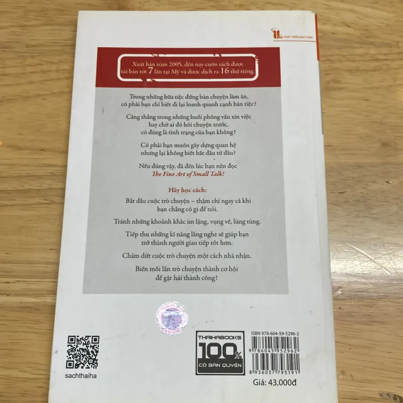 Small Talk - Kỹ năng bắt đầu, duy trì cuộc trò chuyện và tạo dựng mạng lưới quan hệ xã hội 799471