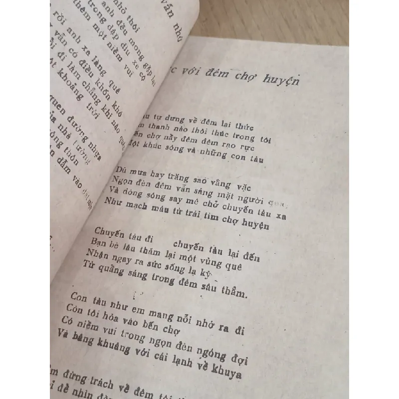 Về Một Sắc Áo - Nhiều tác giả 708608