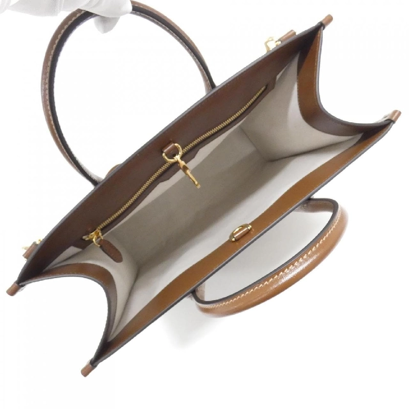 Túi Gucci 674155 92THG 618539