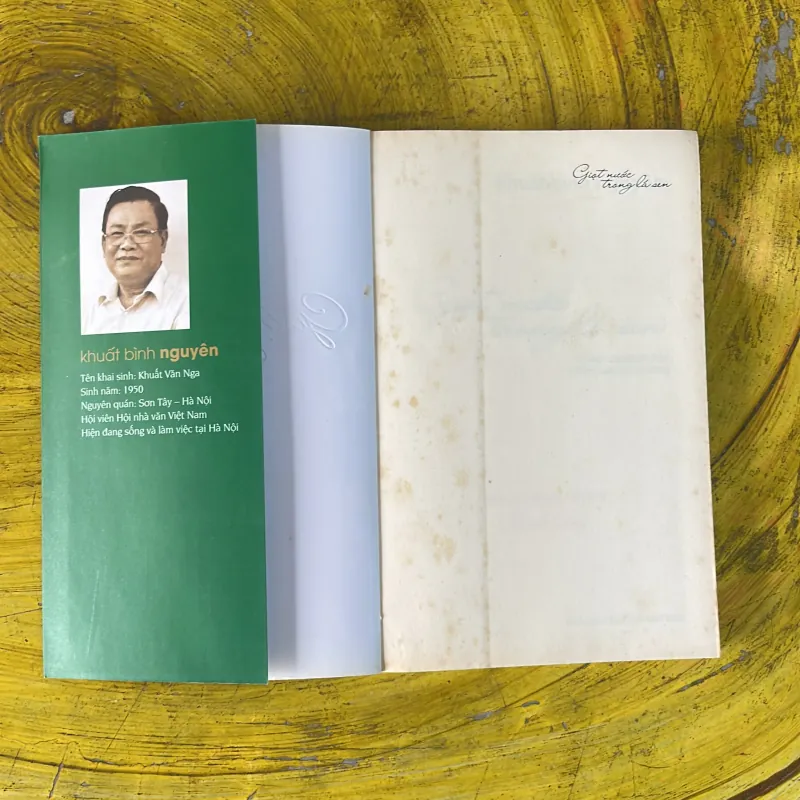 GIỌT NƯỚC TRONG LÁ SEN - KHUẤT BÌNH NGUYÊN 989947