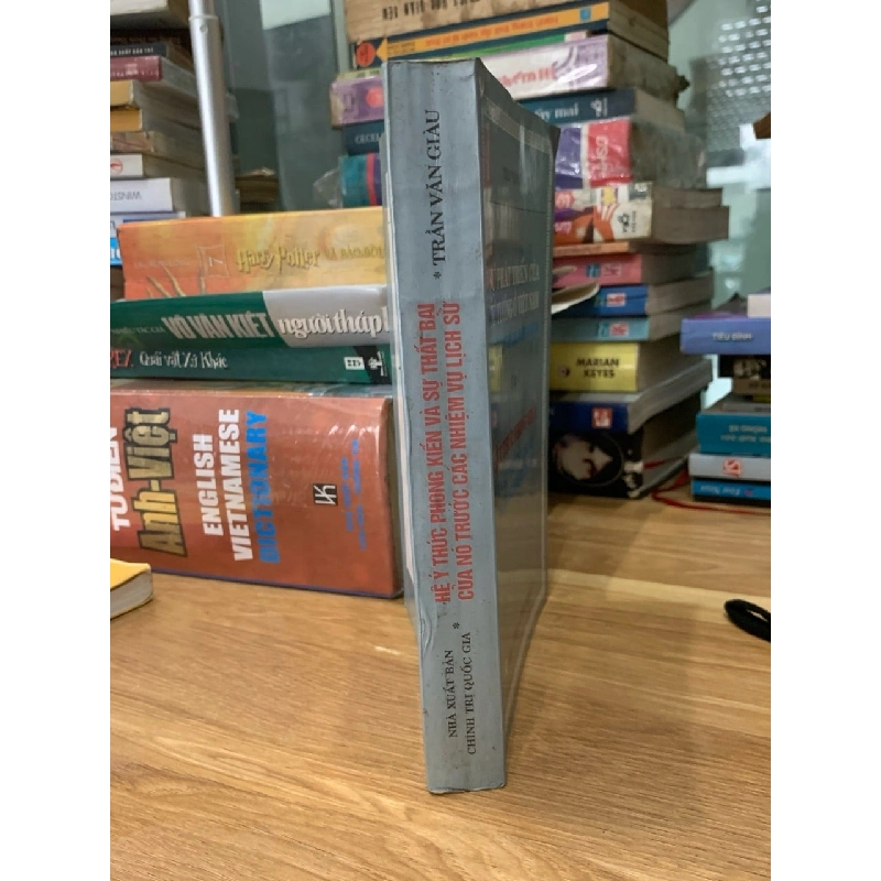Hệ ý thức phong kiến và sự thất bại của nó trước các nhiệm vụ lịch sự-Trần Văn Giàu 750641