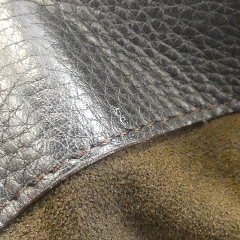 Túi Louis Vuitton Mahina Shire PM M93465 618083