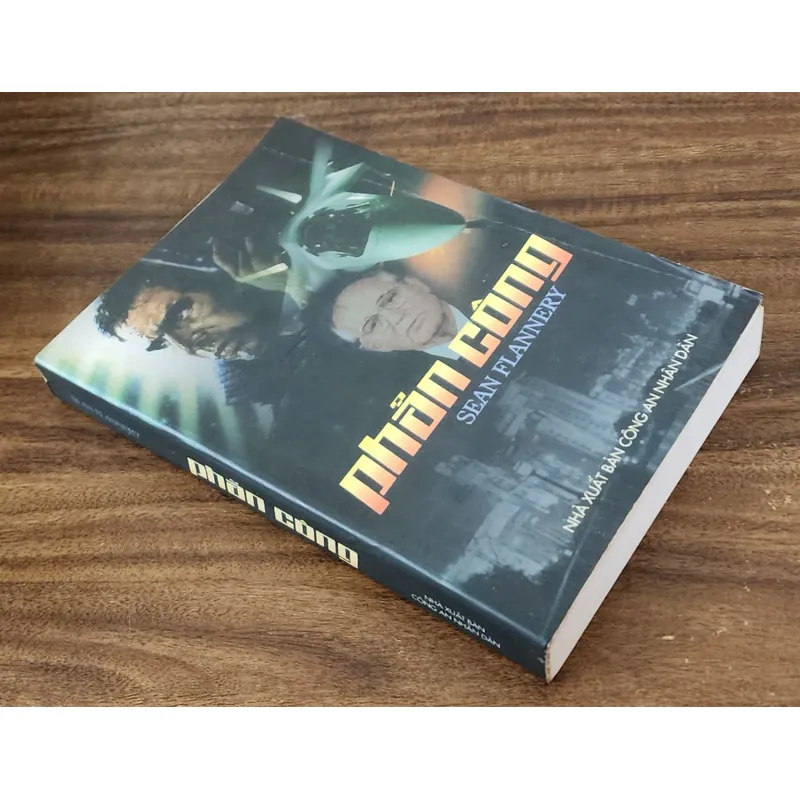 Tiểu thuyết PHẢN CÔNG (Sean Flannery) - 534 trang 720636