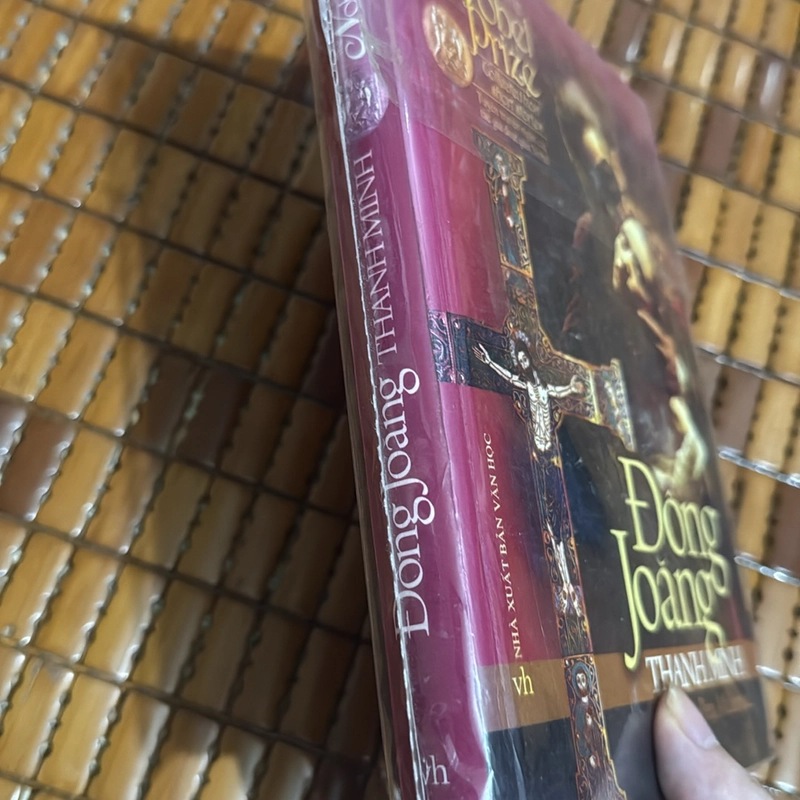 Đông Joang - Tuyển truyện ngắn các tác giả đoạt giải Nobel  518258