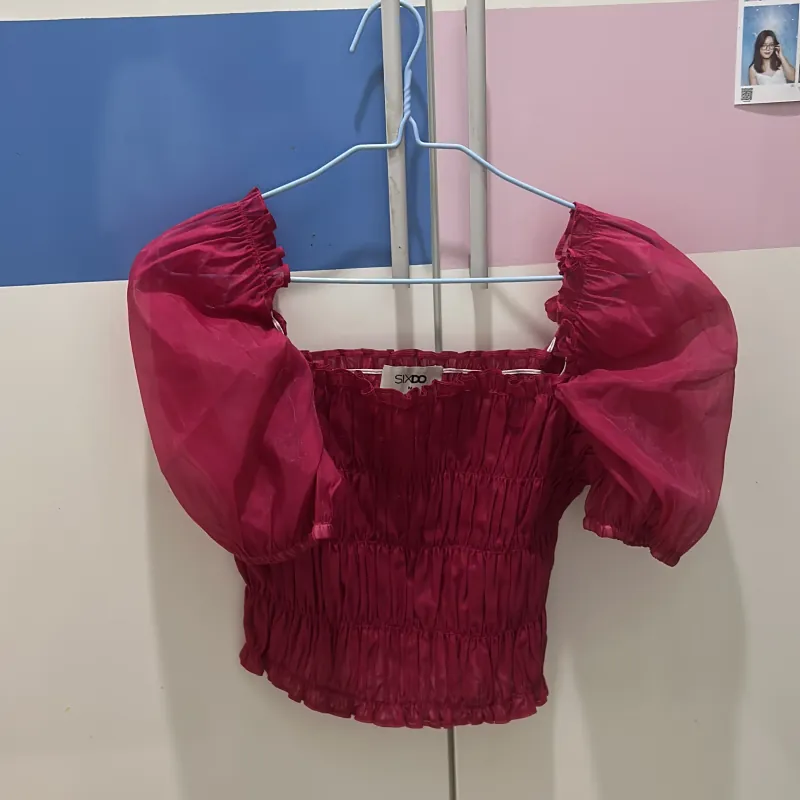 [SIXDO] ÁO TAY BỒNG MÀU HỒNG SẪM SIZE M SECONDHAND 1020520