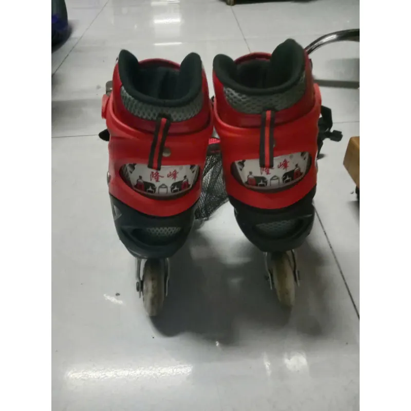 Giầy trượt patin 558896