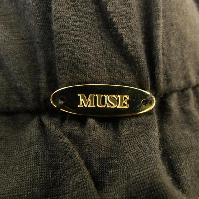 Quần DEUXIEME CLASSE - Hàng hiệu Authentic 809179