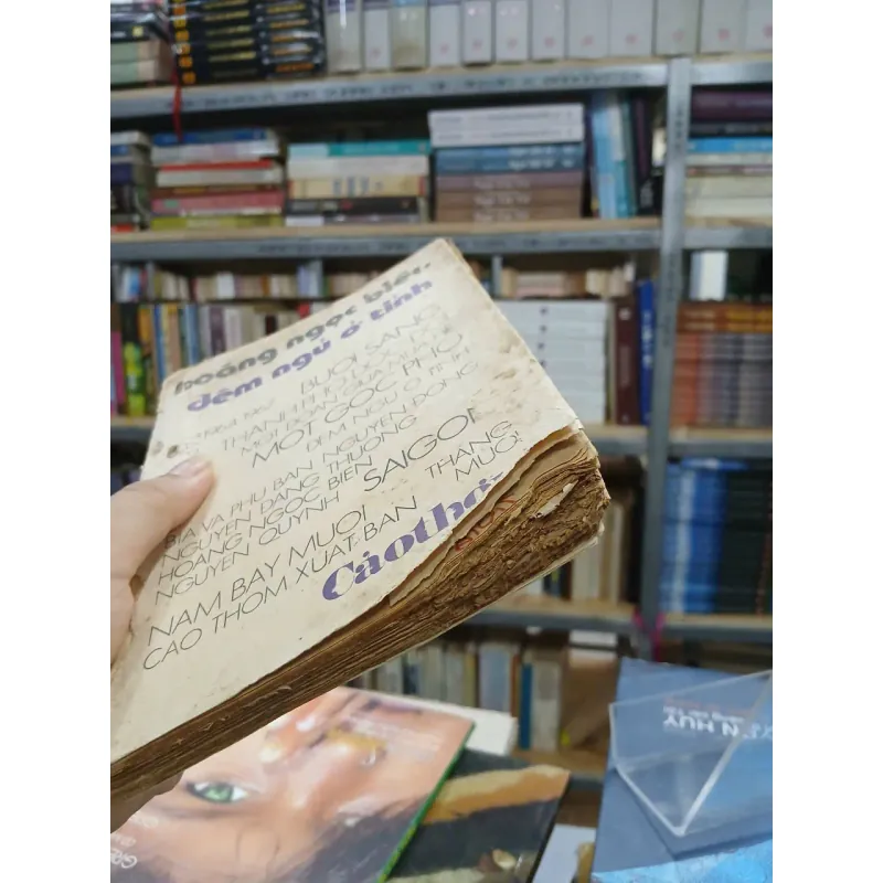 ĐÊM NGỦ Ở TỈNH - HOÀNG NGỌC BIÊN 707922