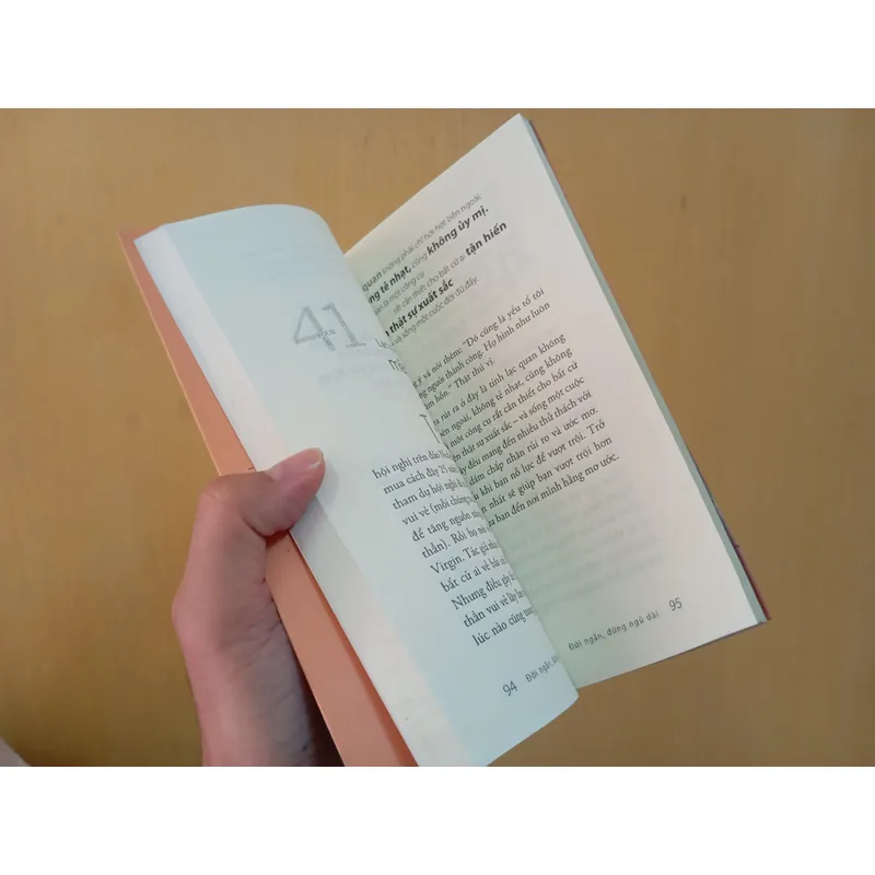 Đời ngắn đừng ngủ dài Robin sharman  715295