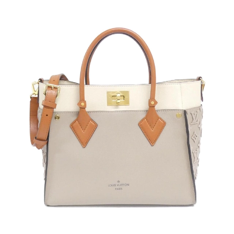 Túi Louis Vuitton On My Side MM M53825 614547