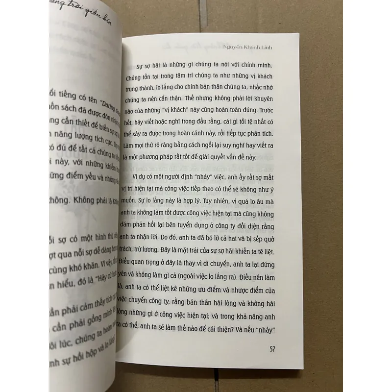 Ai Cũng có một khoảng trời giấu kín 675550