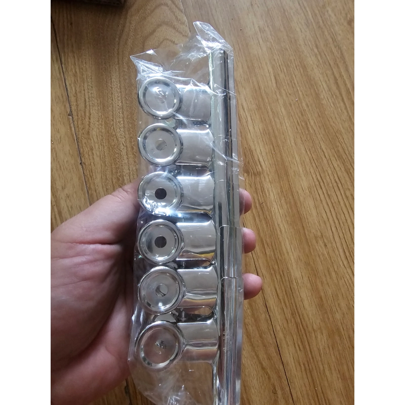 Combo 6 cái kẹp bướm như hình chỉ 20k 479541