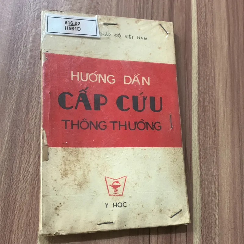 Hướng dẫn cấp cứu thông thường, Nhà xuất bản Y học 608214
