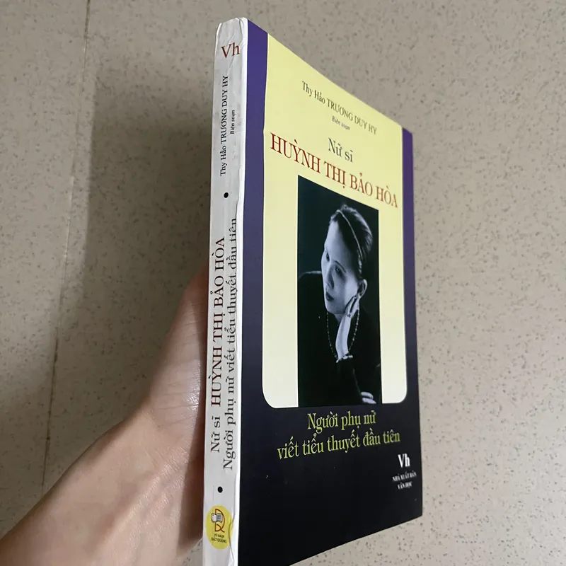 Nữ Sĩ Huỳnh Thị Bảo Hòa  728122