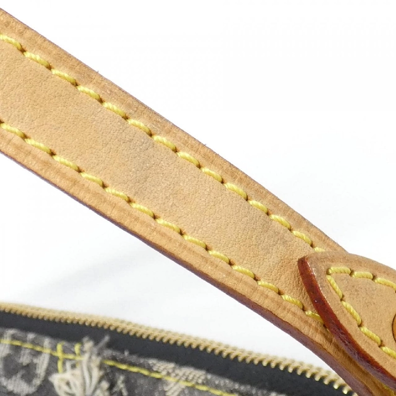 Túi xách vai Louis Vuitton Monogram Denim Patchwork Pouch M95383 - Hàng hiệu Chính hãng 768470